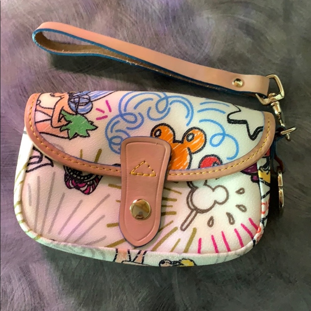 Disney dooney & bourke bag. Hardly used.